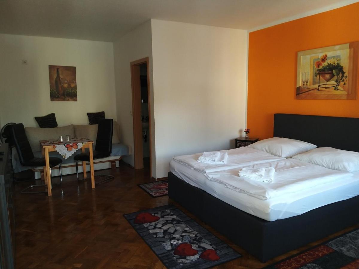 Pension Schlosswache-Zerbst Экстерьер фото
